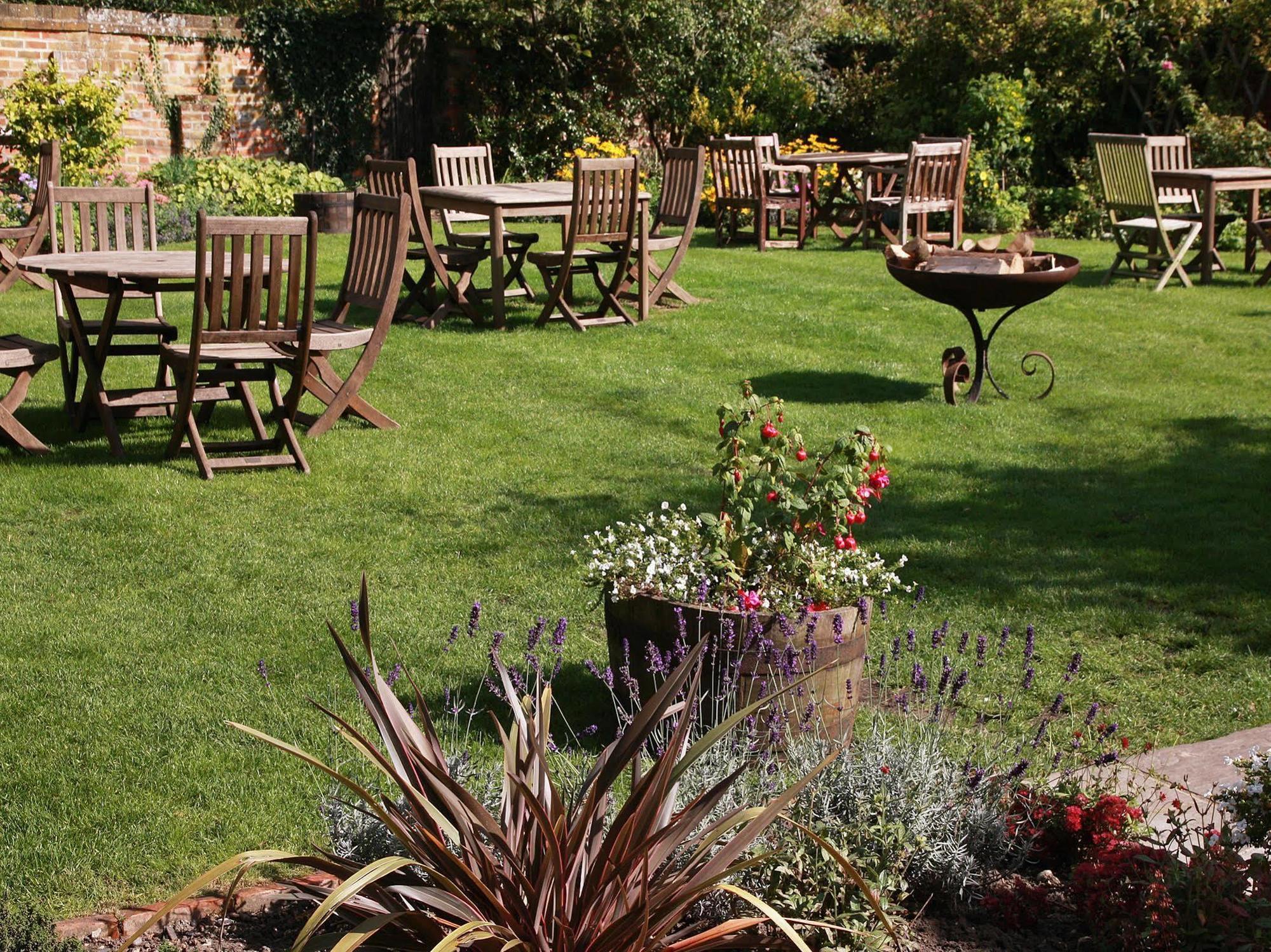 The Royal Oak, Yattendon Frilsham Exteriör bild